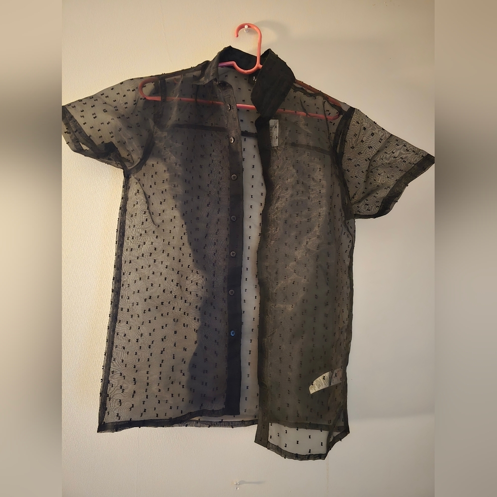Boohoo Men's Black Sheer Short Sleeve Shirt. NWT